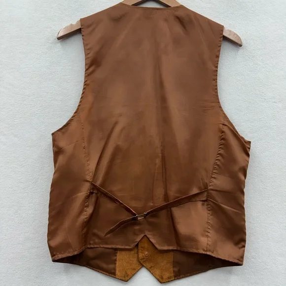Wilsons The Leather Experts Mens Small Brown Suede Leather Vest Button Up - Picture 2 of 7
